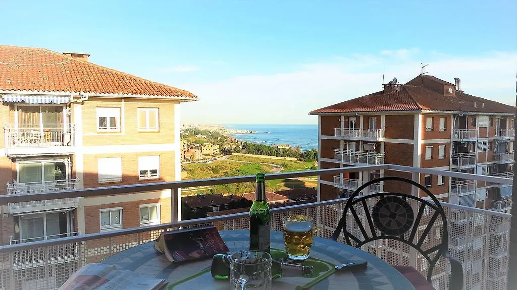 Helena Seaview & Beach-Apartment Montgat