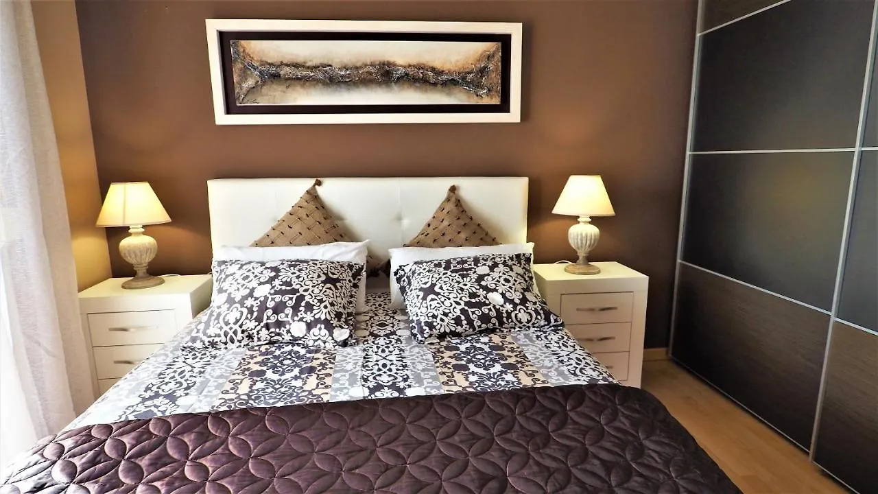 Helena Seaview & Beach-Apartment Montgat Apartament